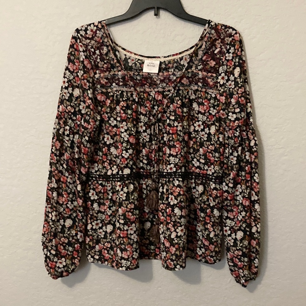 Knox Rose size M Blouse